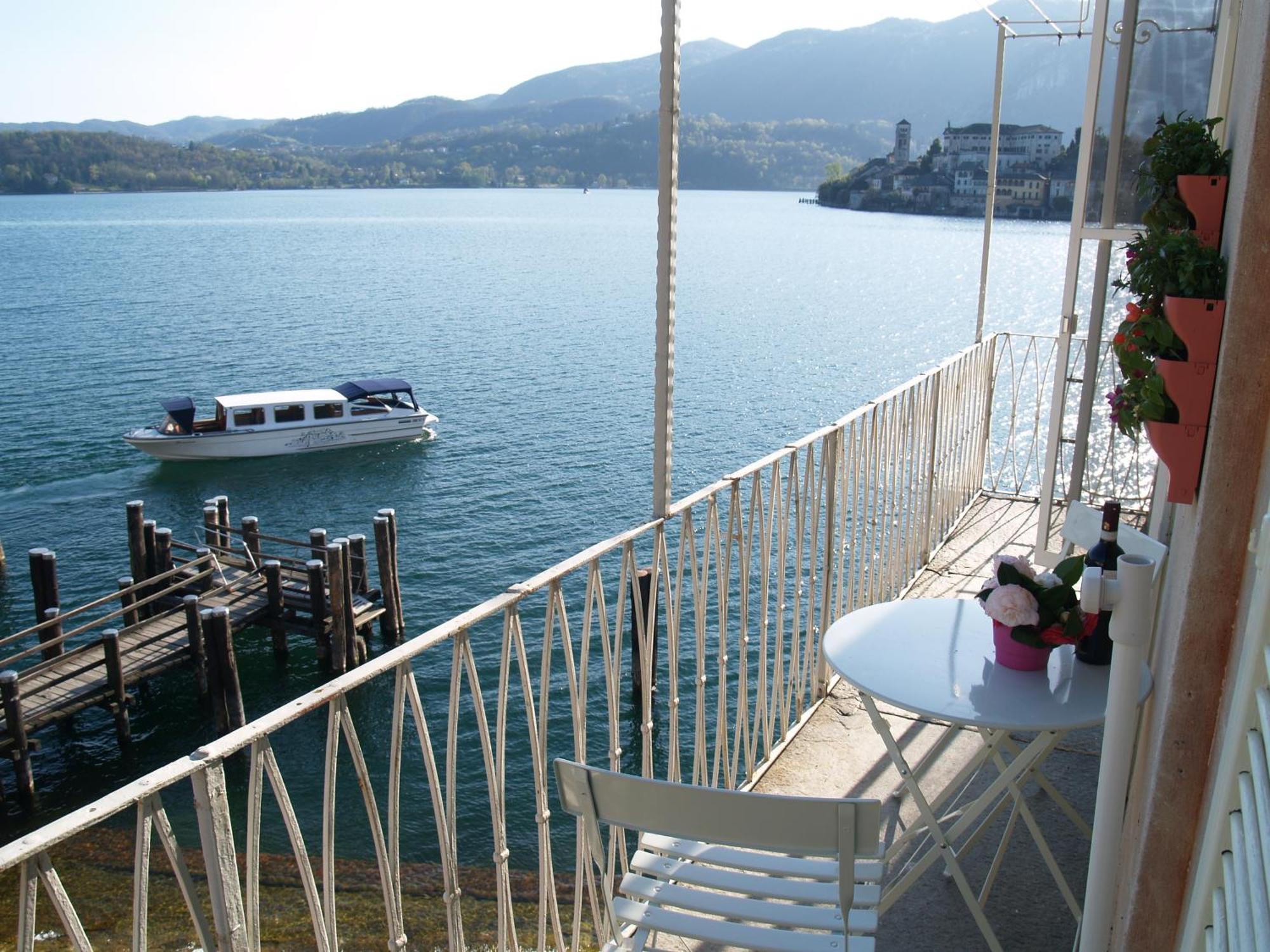 -Ortaflats- Appartamento L'Angolo Orta San Giulio Exterior foto