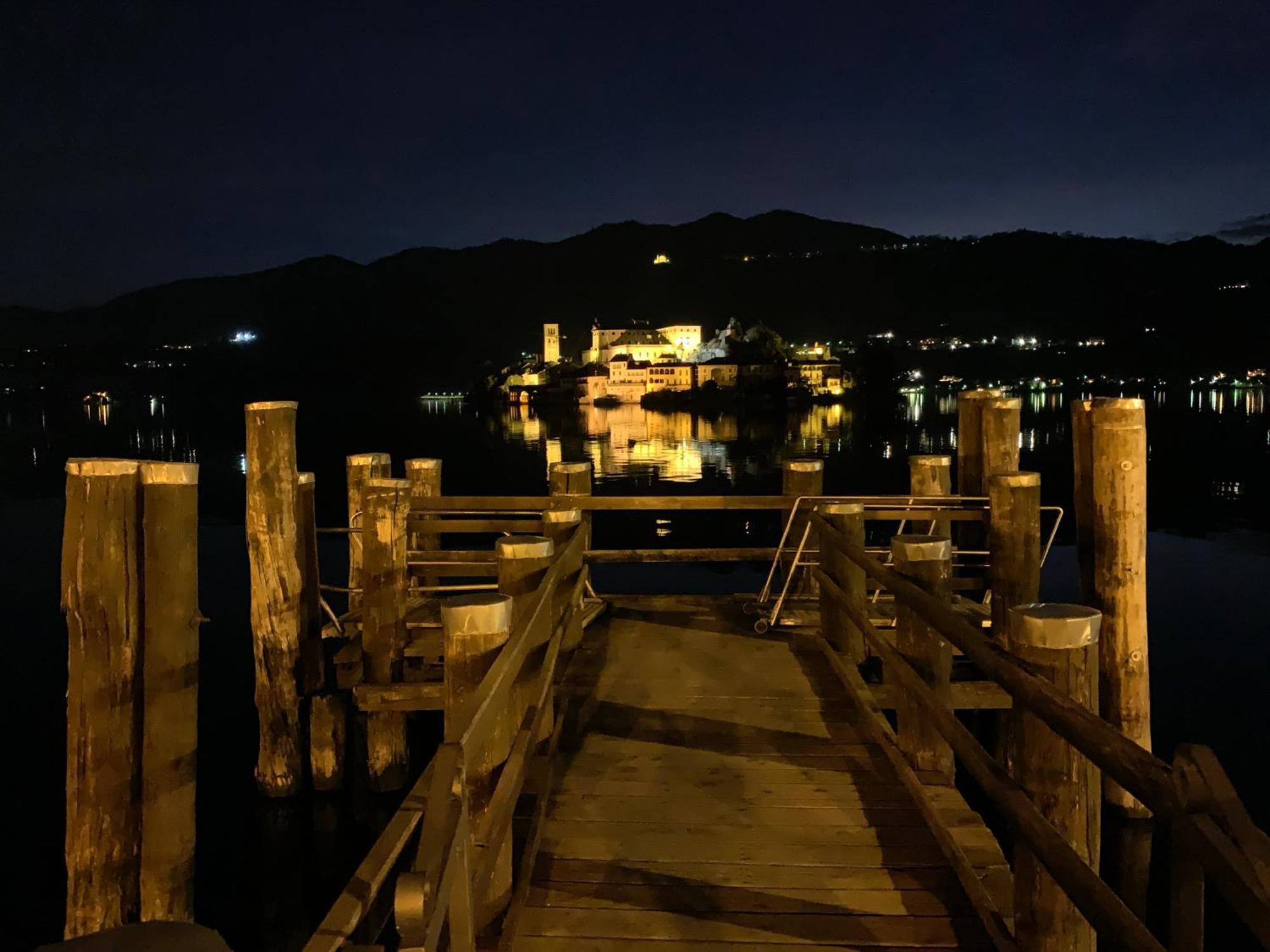 -Ortaflats- Appartamento L'Angolo Orta San Giulio Exterior foto