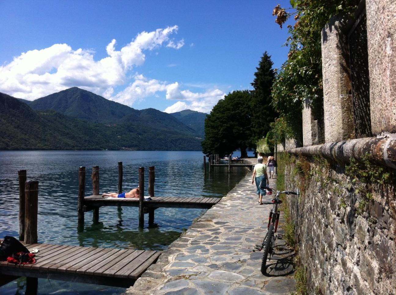 -Ortaflats- Appartamento L'Angolo Orta San Giulio Exterior foto
