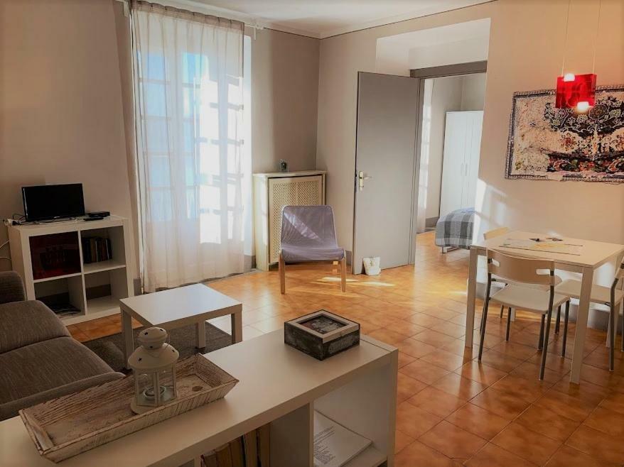 -Ortaflats- Appartamento L'Angolo Orta San Giulio Exterior foto